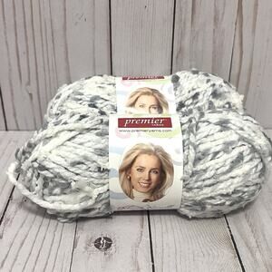 Deborah Norville Serenity Chunky Sprinkles Bulky #5 Yarn Color Bunnyhop Lot of 2